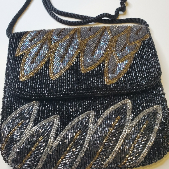 Vintage Charm - Picture 1 of 8